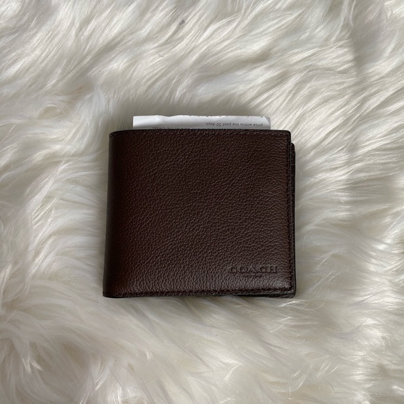 Coach Men’s Wallet - Picture 1 of 7